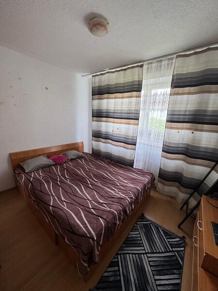 Sector 4, Luica, 3 camere semidecomandat, lift nou, anvelopat.