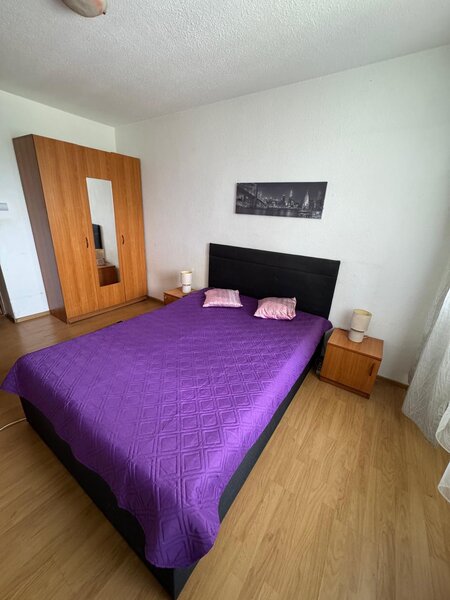 Sector 4, Luica, 3 camere semidecomandat, lift nou, anvelopat.